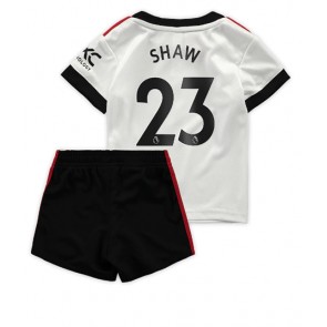 Manchester United Luke Shaw #23 kläder Barn 2022-23 Bortatröja Kortärmad (+ korta byxor)